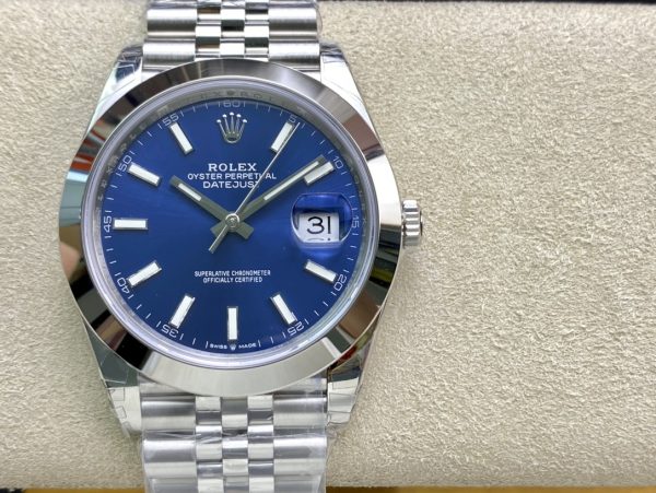 VSファクトリー製 ロレックス デイトジャスト 41mm ブルー サンバースト文字盤 スムースベゼル ジュビリーブレスレット (126300) 1:1スーパークローン - 丹東3235ムーブメント搭載
