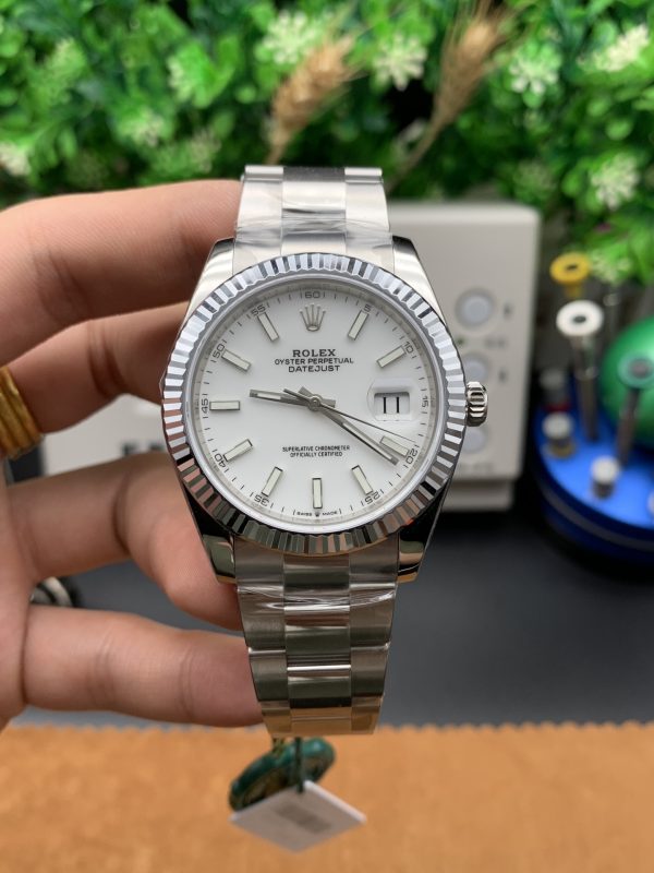 VSファクトリー製 ロレックス デイトジャスト 41mm ピュアホワイト文字盤 フルーテッドベゼル オイスターブレスレット (126334) 1:1スーパークローン - 丹東3235ムーブメント搭載