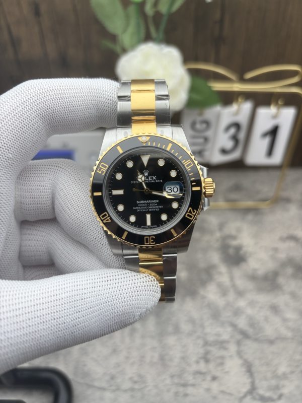 VSファクトリー製 ロレックス サブマリーナーデイト「ツートン ブラック」18Kイエローゴールド 40mm (116613LN) 1:1スーパークローン - 丹東3135ムーブメント搭載