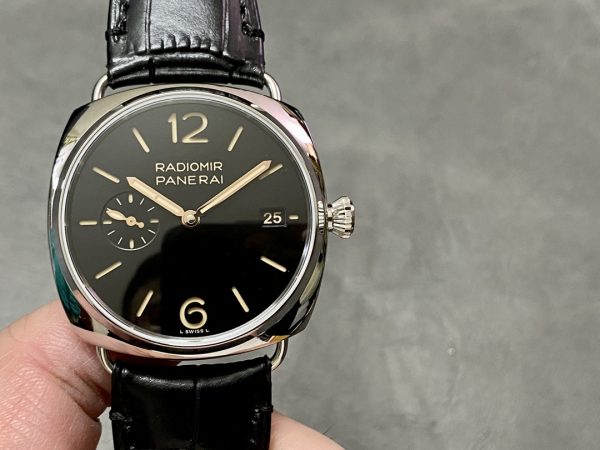 VSファクトリー製 パネライ ラジオミール クアランタ 40mm ブラック文字盤 PAM01294 1:1スーパークローン - 丹東P.900ムーブメント搭載