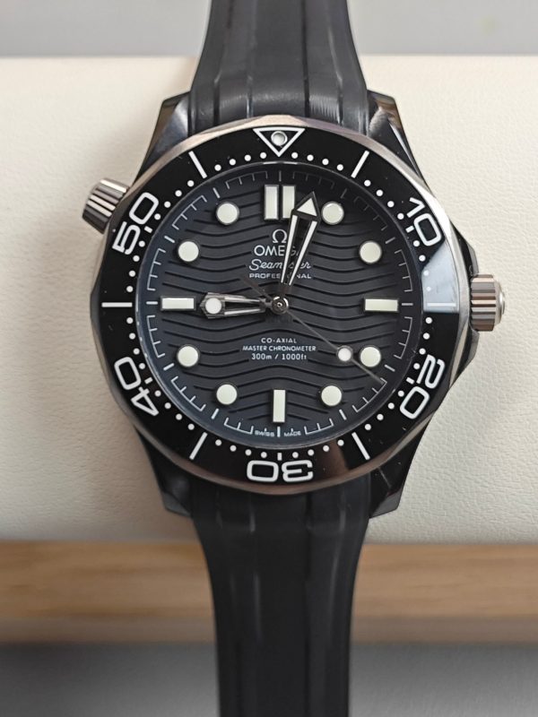 VSファクトリー製 オメガ シーマスター ダイバー300M 43.5mm Black Ceramic & チタン (210.92.44.20.01.001) 1:1スーパークローン - 丹東8806 ムーブメント搭載