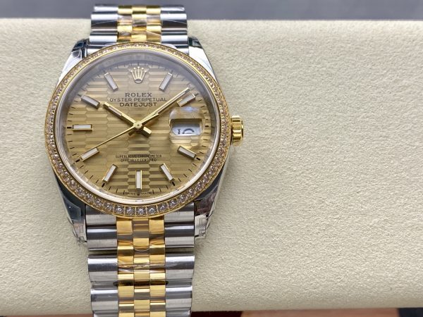 VSファクトリー製 ロレックス デイトジャスト 36 ツートン イエローゴールド カスタムダイヤモンドベゼル ゴールデン フルーテッドモチーフ (126283RBR) 1:1スーパークローン - 丹東3235ムーブメント搭載