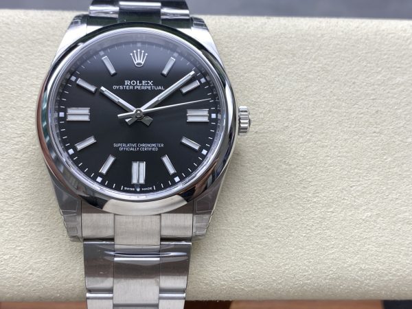 VSファクトリー製 ロレックス オイスター パーペチュアル 41mm ブライトブラック文字盤 スムースベゼル オイスターブレスレット (124300) 1:1スーパークローン - 丹東3230ムーブメント搭載