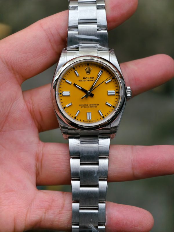 VSファクトリー製 ロレックス オイスター パーペチュアル 36mm イエロー文字盤 スムースベゼル オイスターブレスレット (126000) 1:1スーパークローン - 丹東3230ムーブメント搭載