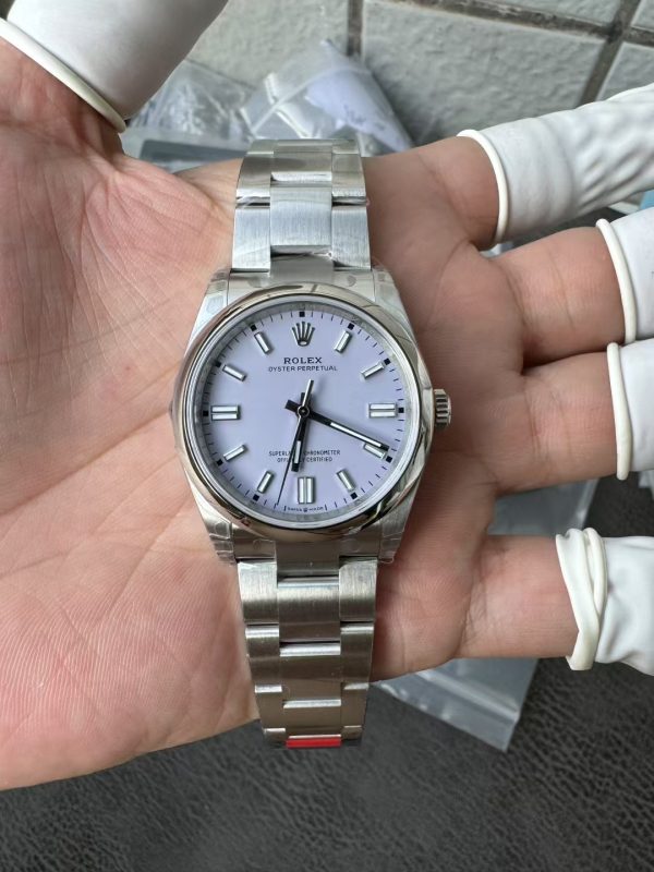 VSファクトリー製 ロレックス オイスター パーペチュアル 41mm ラベンダー / ライラック文字盤 スムースベゼル オイスターブレスレット (124300 カスタム) 1:1スーパークローン - 丹東3230ムーブメント搭載