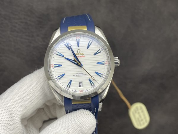 VSファクトリー製 オメガ シーマスター アクアテラ 150M 41mm ツートン 18Kセドナゴールド シルバー文字盤 (220.22.41.21.02.001) 1:1スーパークローン - 丹東8900 ムーブメント搭載