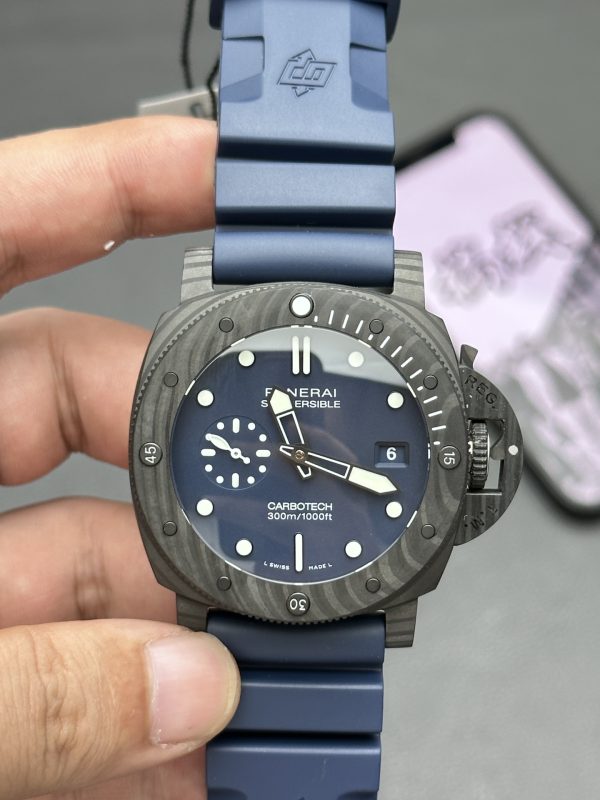 VSファクトリー製 パネライ サブマーシブル クアランタクアトロ カーボテック「ブルー アビッソ」44mm PAM01232 1:1スーパークローン - 丹東P.900ムーブメント搭載