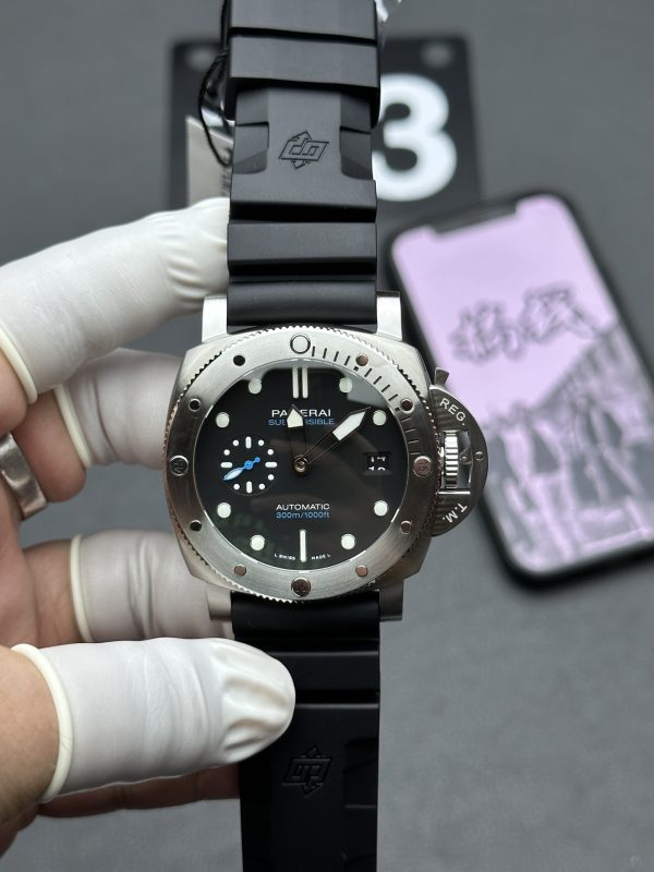 VSファクトリー製 パネライ サブマーシブル クアランタクアトロ 44mm ブラック/ブルー PAM01229 1:1スーパークローン - 丹東P.900ムーブメント搭載