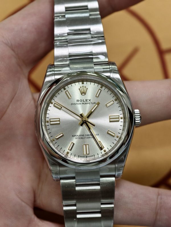 VSファクトリー製 ロレックス オイスター パーペチュアル 36mm シルバー 126000 1:1スーパークローン 丹東3230ムーブメント搭載