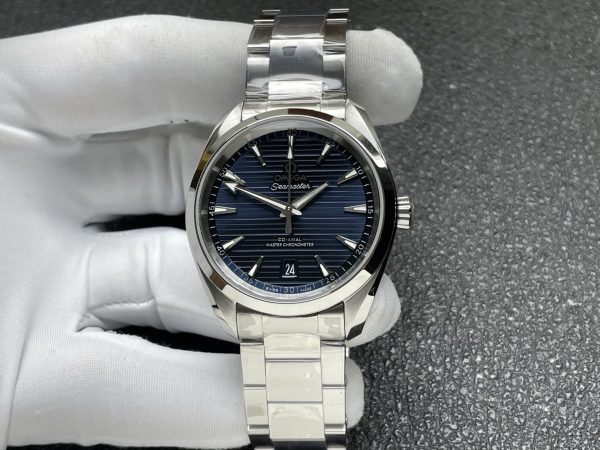 VSファクトリー製 オメガ シーマスター アクアテラ 150M 38mm ブルー文字盤 (220.10.41.21.03.001) 1:1スーパークローン - 丹東8800 ムーブメント搭載
